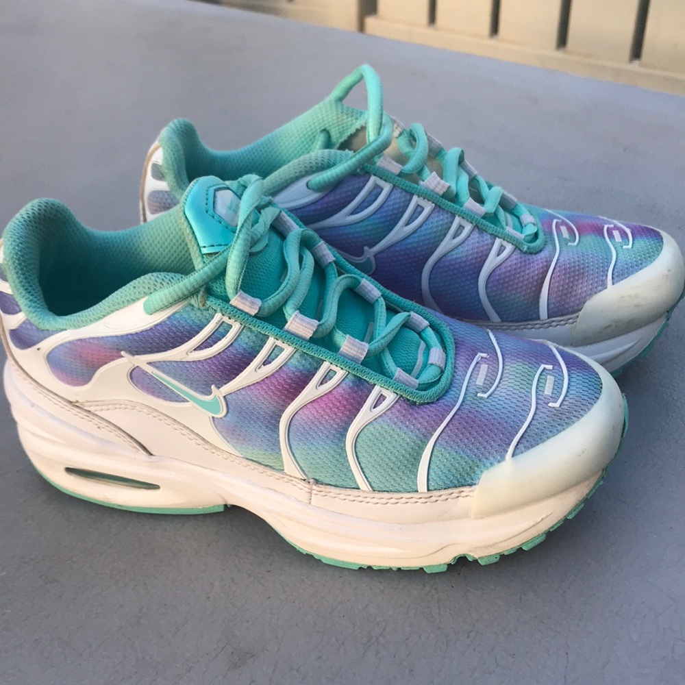 Nike Air Max Plus little Girls shoes  sz 1y